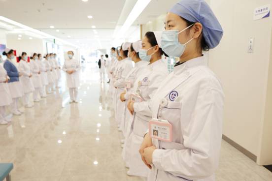 ������ѵ3